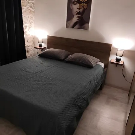 公寓 Schatzi 2 Sukošan