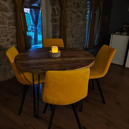 Schatzi 2 * Sukošan
